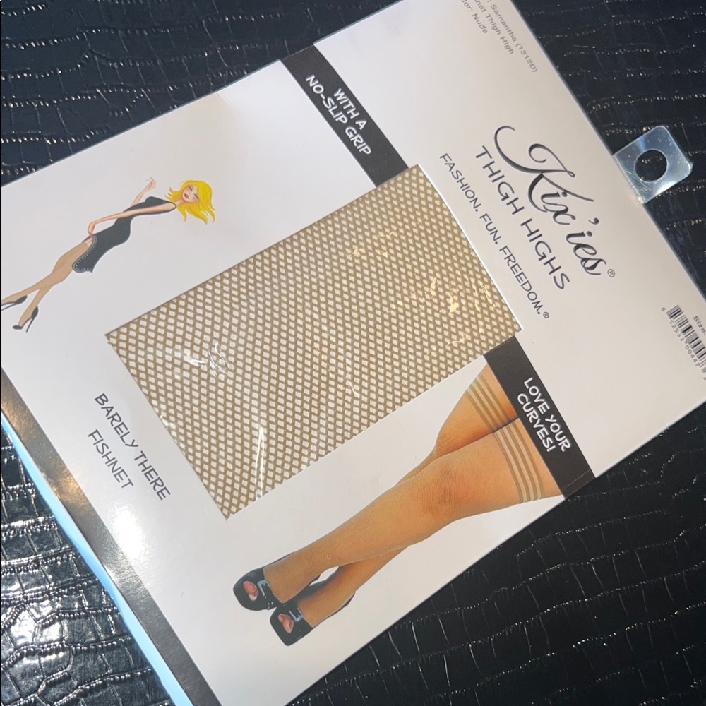 KIX’IES Nude Tan Diamond Fishnet Thigh Highs - Rare Size D 💎